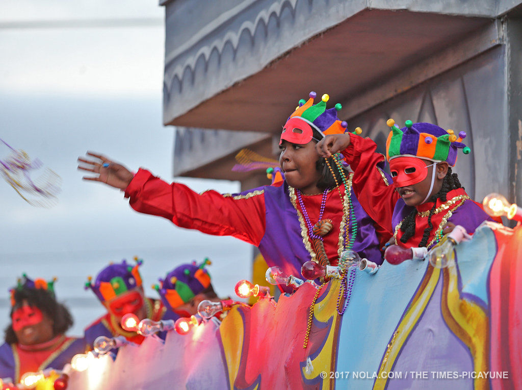 Corps de Napoleon rolls in Metairie: See Mardi Gras parade photos